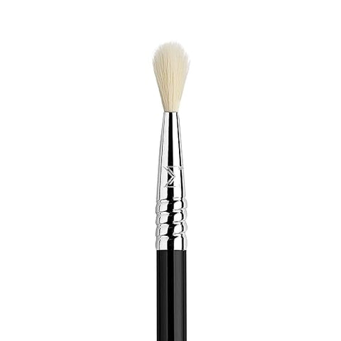 Sigma beauty e36  blending brush