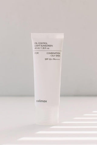 Celimax Oil Control Light Sunscreen Spf 50+Pa+++ 40Ml