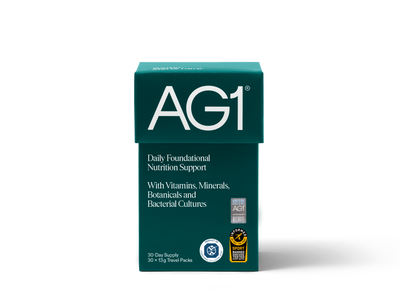 مسحوق الخضر اليومي AG1 – مسحوق مكمل الخضر الشامل من مصادر غذائية كاملة يومية 